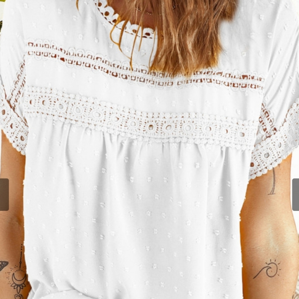 🎉HP🎉New boutique swiss dot lace splicing top - Picture 4 of 11